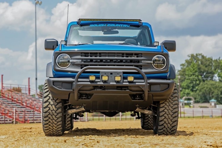 ford-bronco-3-5-lift-kit3.jpg