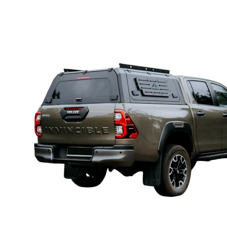 hardtop-zabudowa-aluminiowa-toyota-hilux-2006.png